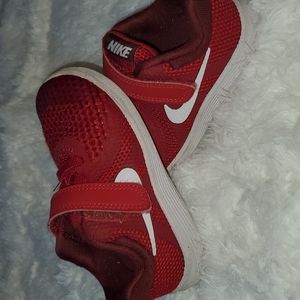 Nike slip on velcro shoes 7c